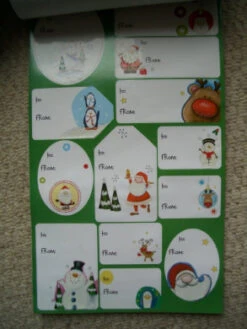 100 Red And Green Foil Sticker Christmas Gift Tags Labels -Funko Favour 6 39