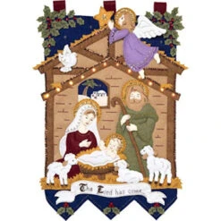 Bucilla Felt Applique Christmas Wall Hanging Kit, 16" X 22", Away In The Manger -Funko Favour 6 891